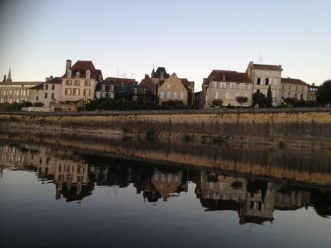 Appartement Chic & Charme Bergerac Esterno foto